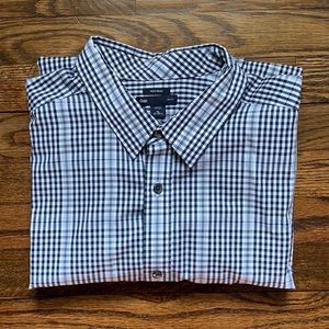 Gap Slim-fit Men’s Dress Shirt